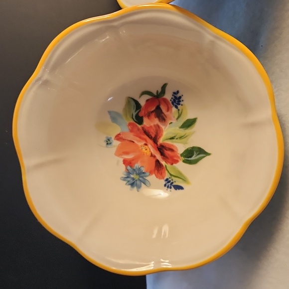 Set of three Pioneer Woman Spring Bouquet teal and cream floral bowls. - Picture 1 of 4